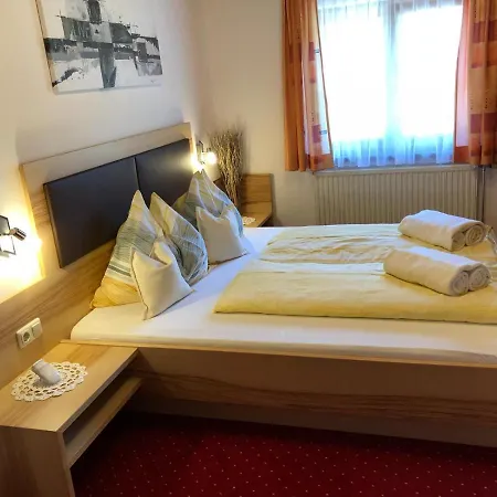 Farm stay Rieserhof/fam. Meissnitzer Taxenbach